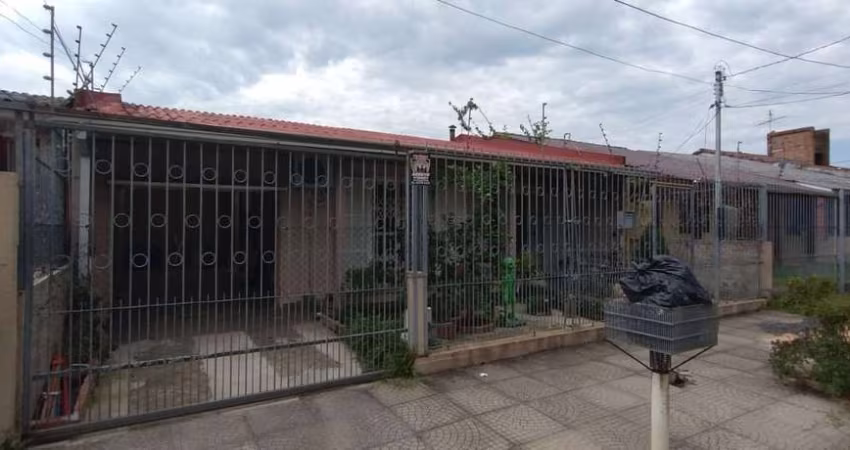 Casa no bairro Aberta dos Morros - 3 dormitórios