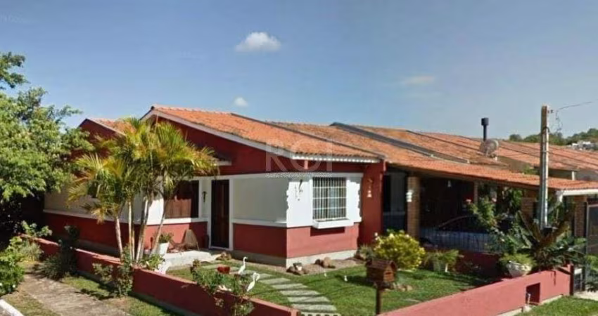 Casa de esquina bairro Hípica - 3 dormitórios