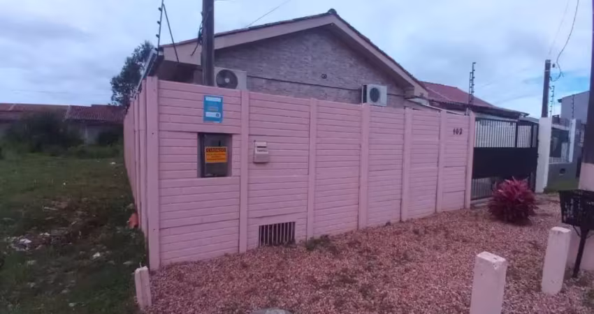 Casa com 2 quartos à venda na Rua Adalberto Garcia, 102, Hípica, Porto Alegre