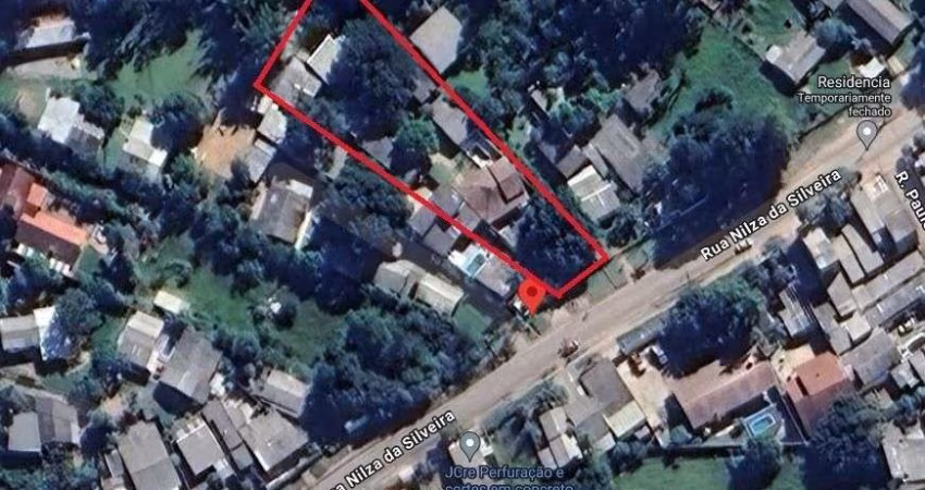 Terreno no bairro Hípica  com 3.780m² com 3 casas