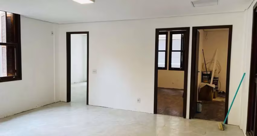 Apartamento bairro centro- 3 dormitórios ,sendo 1 suíte.