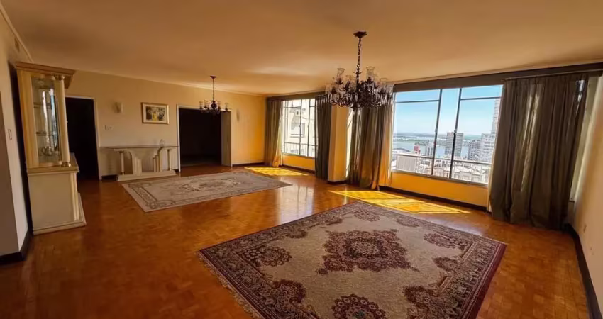 Apartamento super amplo em frente a santa casa, centro histórico - poa