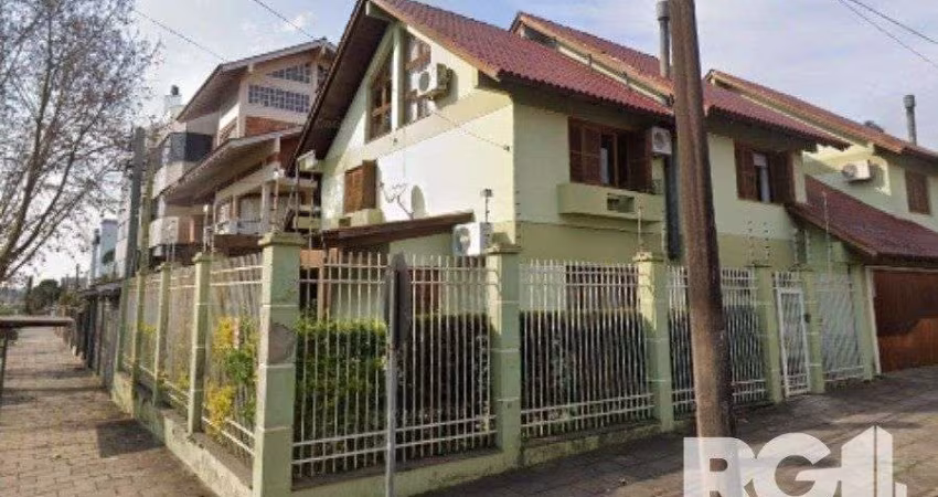 Casa 4 dormitórios à venda Jardim Itu Porto Alegre/RS