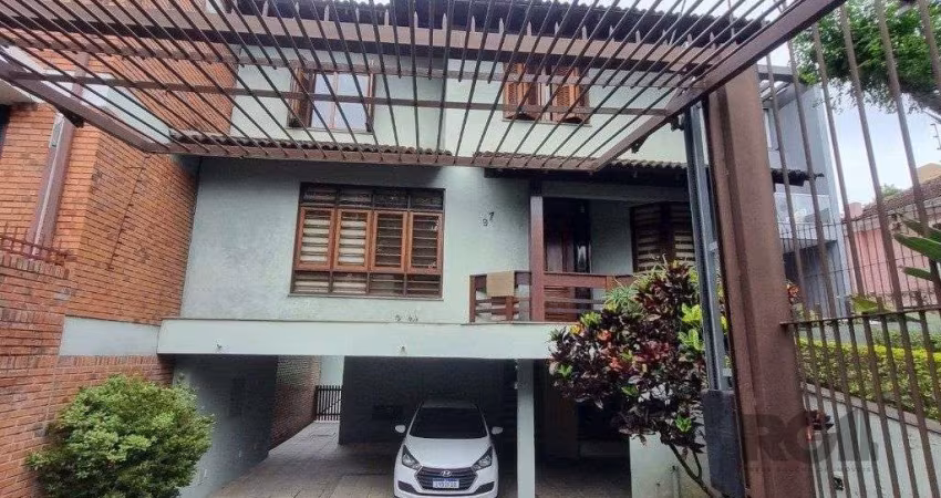 Casa 4 dormitórios à venda Teresópolis Porto Alegre/RS