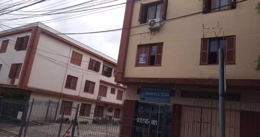 Apartamento três dormitórios,  - Bairro Medianeira