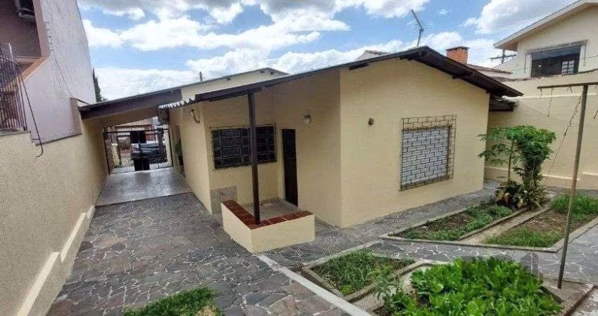 Casa com 3 dormitórios no bairro Sarandi