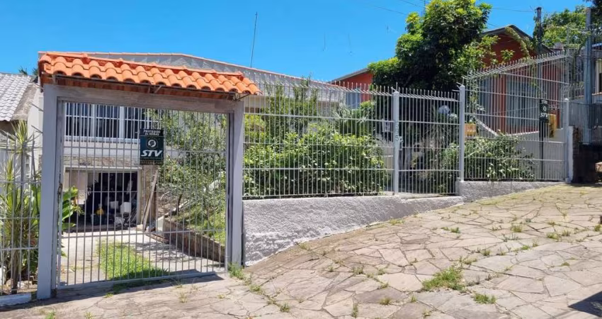 Casa 3 dormitórios à venda Cristal Porto Alegre/RS