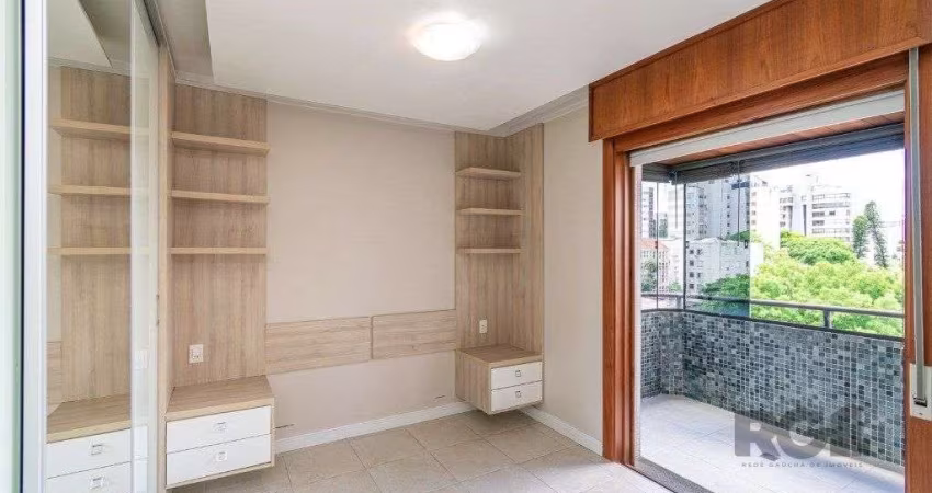 Apartamento para Venda - 101m², 2 dormitórios, sendo 1 suites, 1 vaga - Petrópol