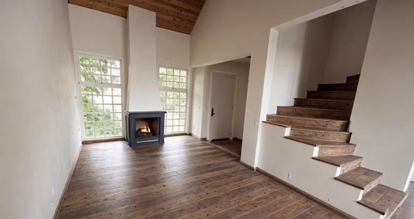 Casa em condomínio com 3 quartos, suíte e 200 m² – Tristeza