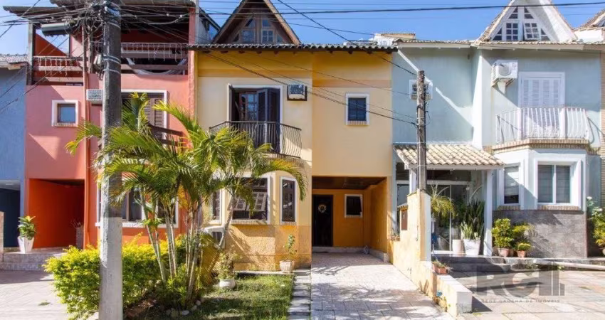 Casa em Condomínio 4 dormitórios à venda Guarujá Porto Alegre/RS
