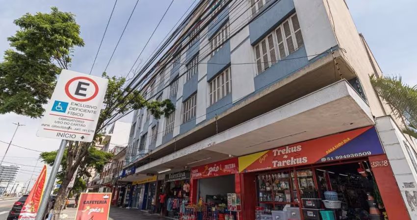Apartamento 3 dormitórios Av. Assis Brasil