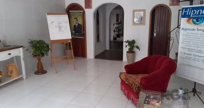 Casa comercial ou residencial com 2 pisos,,próximo av.cristovão colombo