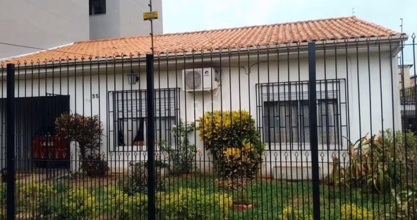 Casa 2 dormitórios à venda Jardim  Botânico Porto Alegre/RS