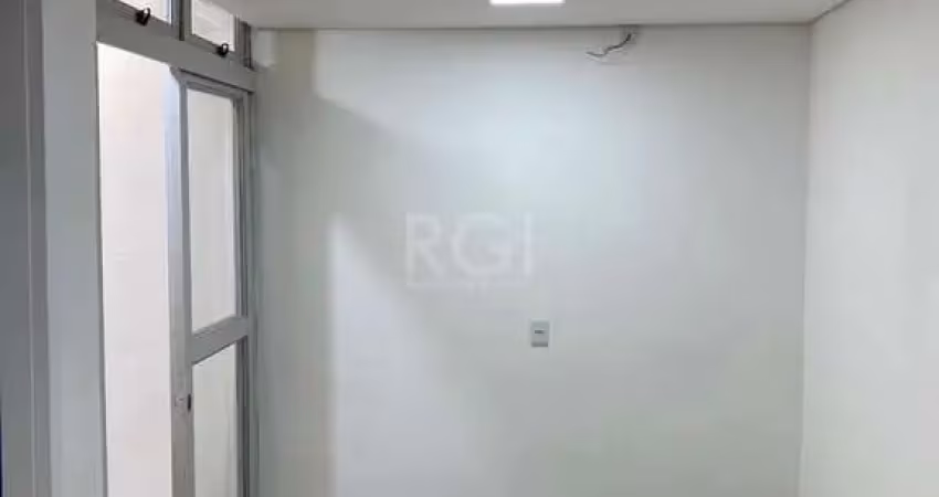 Apartamento térreo - 1 suíte, pátio e lavabo no bairro petrópolis