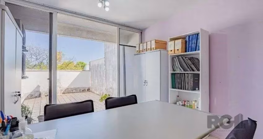 Sala comercial à venda na Avenida Taquara, 572, Petrópolis, Porto Alegre