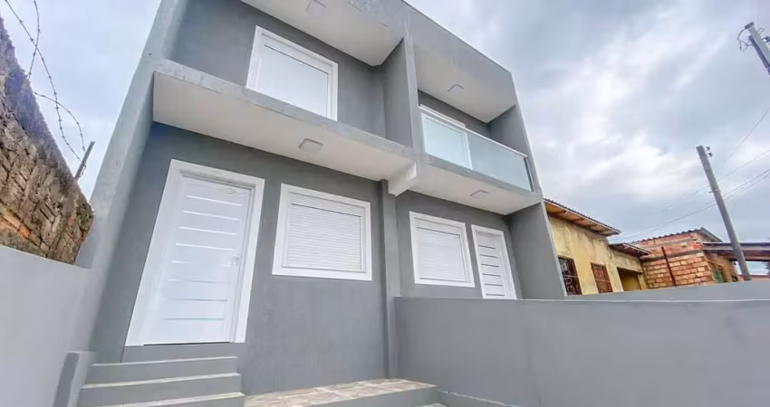 Casa sobrado / novo / 2 quartos / 1 vaga / pátio / maringá / alvorada