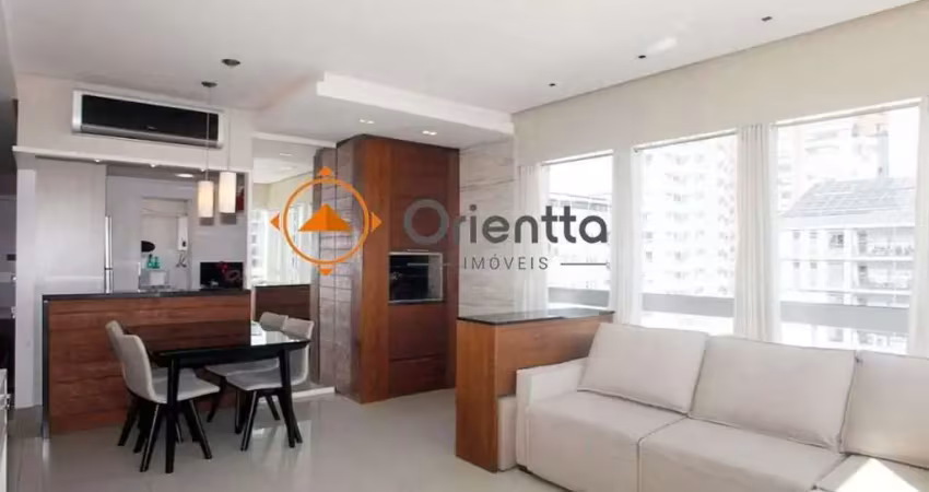 Apartamento mobiliado para alugar com 83m², 2 quartos e 2 vagas no petrópolis.