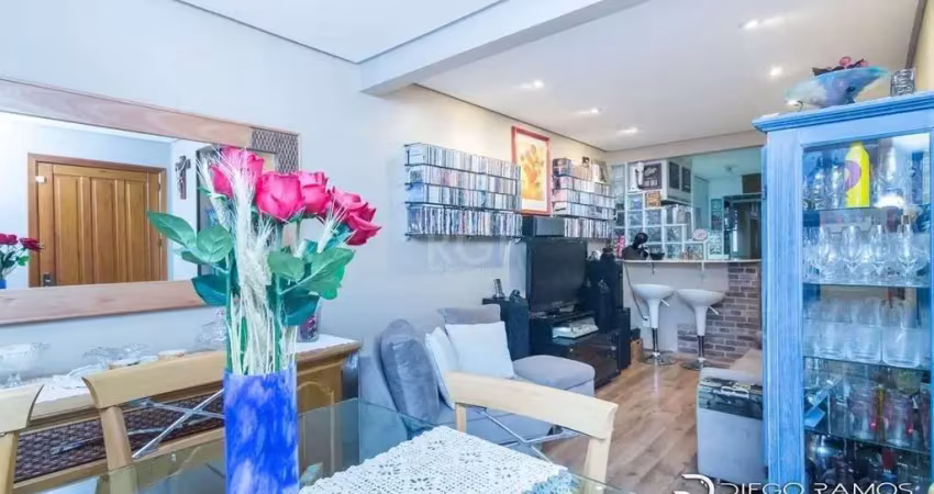 Casa com 3 quartos à venda na Rua Adair Martinelli, 140, Hípica, Porto Alegre