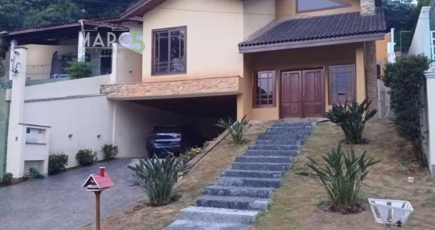 Casa em condomínio fechado com 4 quartos à venda na Alameda das Perobinhas, Arujá Country Club, Arujá