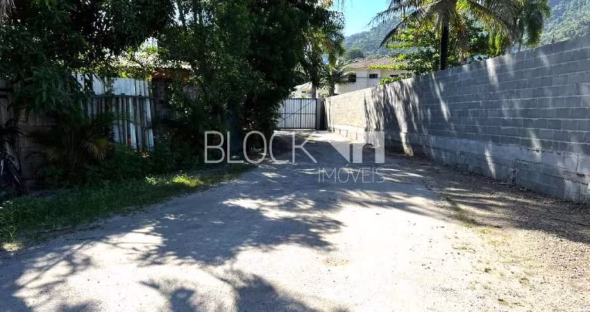 Barracão / Galpão / Depósito para alugar na Estrada da Boca do Mato, --, Vargem Pequena, Rio de Janeiro