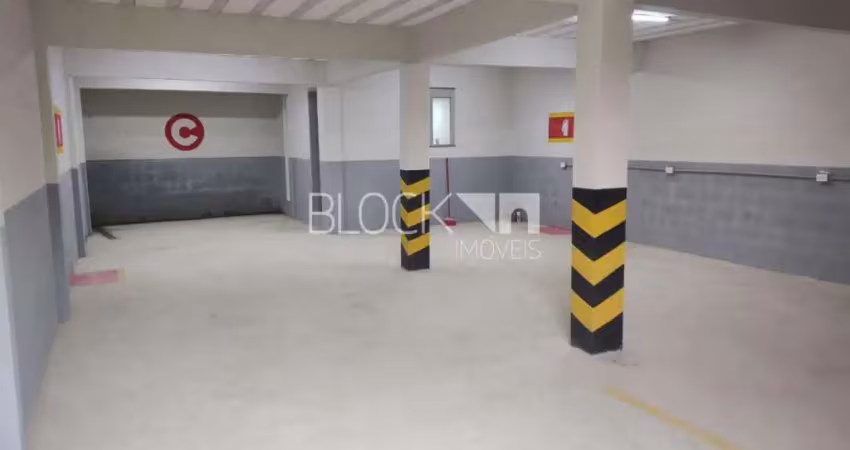 Barracão / Galpão / Depósito para alugar na Rua dos Guimarães, --, Guaratiba, Rio de Janeiro