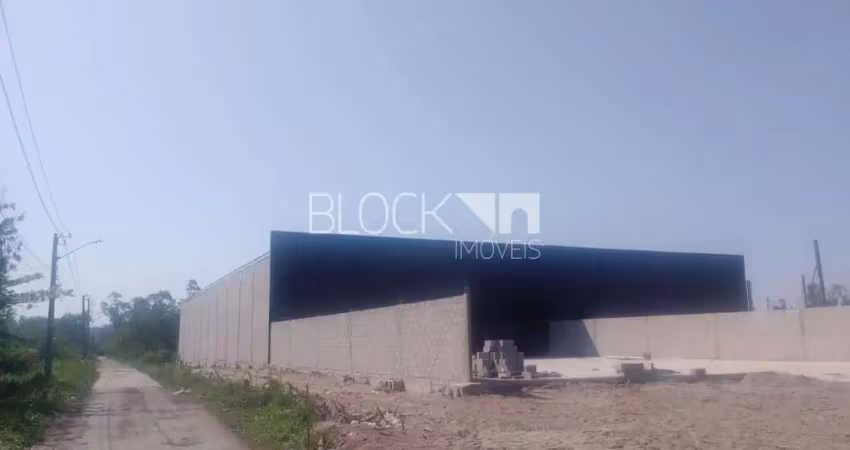 Barracão / Galpão / Depósito para alugar na Estrada Vereador Alceu de Carvalho, --, Vargem Grande, Rio de Janeiro