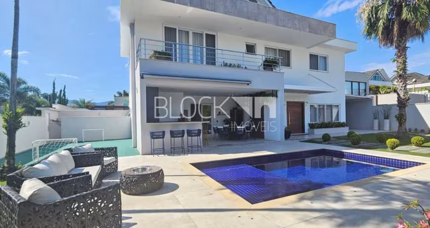 Casa em condomínio fechado com 4 quartos à venda na Rua Ator Sebastião Vasconcelos, --, Recreio dos Bandeirantes, Rio de Janeiro