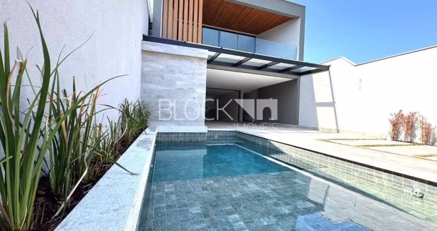 Casa em condomínio fechado com 4 quartos à venda na Rua Ivaldo de Azambuja, --, Barra da Tijuca, Rio de Janeiro
