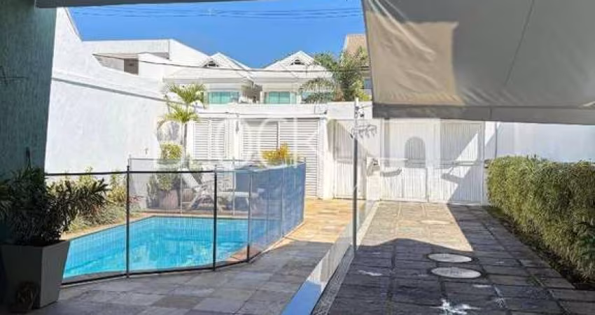 Casa em condomínio fechado com 4 quartos para alugar na Rua Athos Bulcão, --, Recreio dos Bandeirantes, Rio de Janeiro