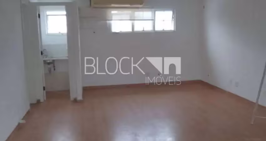 Sala comercial para alugar na Avenida Alfredo Balthazar da Silveira, --, Recreio dos Bandeirantes, Rio de Janeiro
