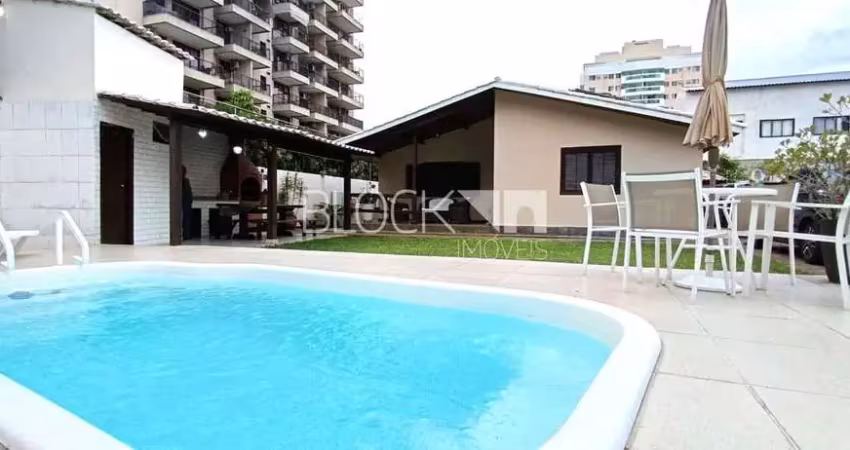 Recreio dos Bandeirantes | Casa 3 quartos, sendo 2 suites