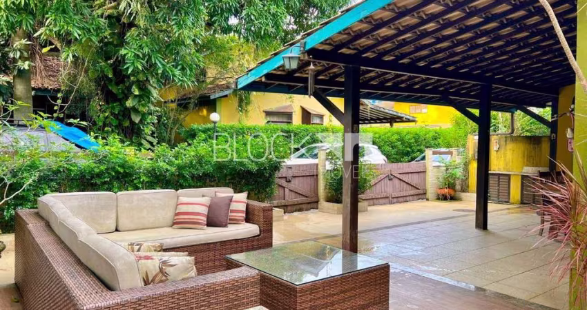 Casa em condomínio fechado com 3 quartos à venda na Praça Vargem Grande, --, Vargem Grande, Rio de Janeiro