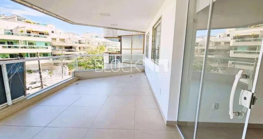 Apartamento com 3 quartos para alugar na Rua Raul da Cunha Ribeiro, --, Recreio dos Bandeirantes, Rio de Janeiro