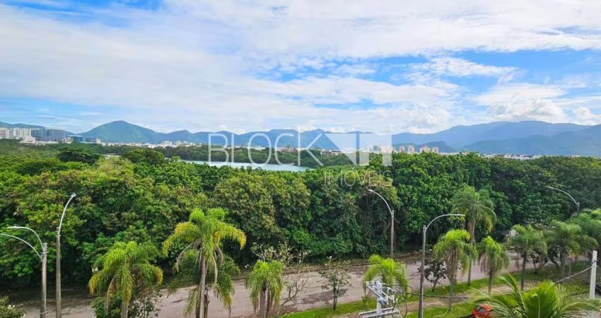 Apartamento com 3 quartos à venda na Avenida Albert Sabin, --, Recreio dos Bandeirantes, Rio de Janeiro