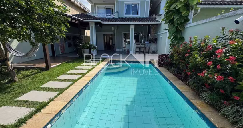 Recreio dos bandeirantes | casa de condomínio 4 quartos, sendo 4 suites