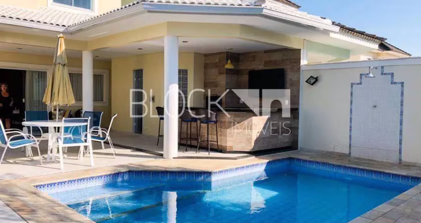 Barra da tijuca | casa de condomínio 5 quartos, sendo 3 suites