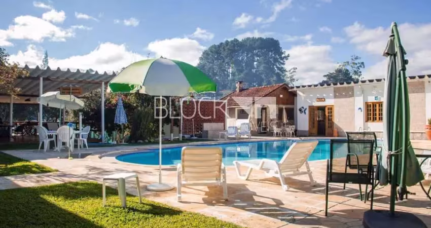 Quebra Frascos | Sítio 9 quartos, sendo 9 suites