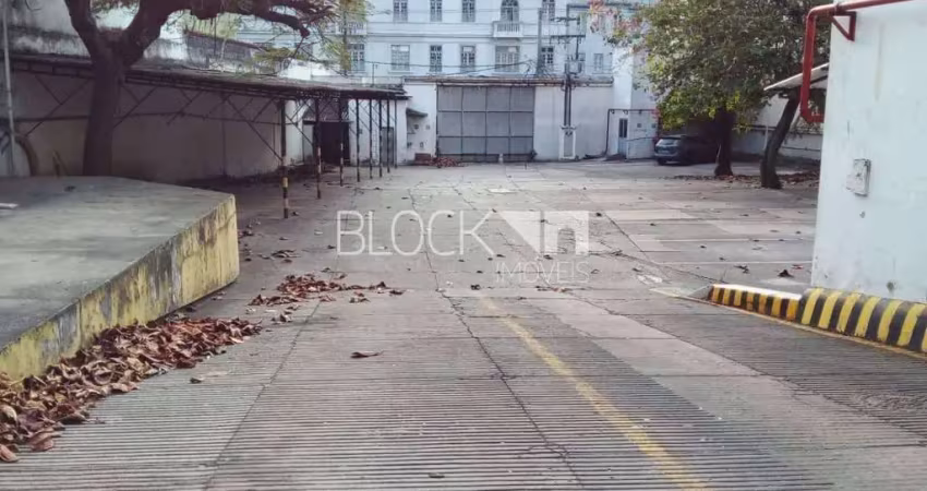 Barracão / Galpão / Depósito para alugar na Rua Pedro Alves, --, Santo Cristo, Rio de Janeiro