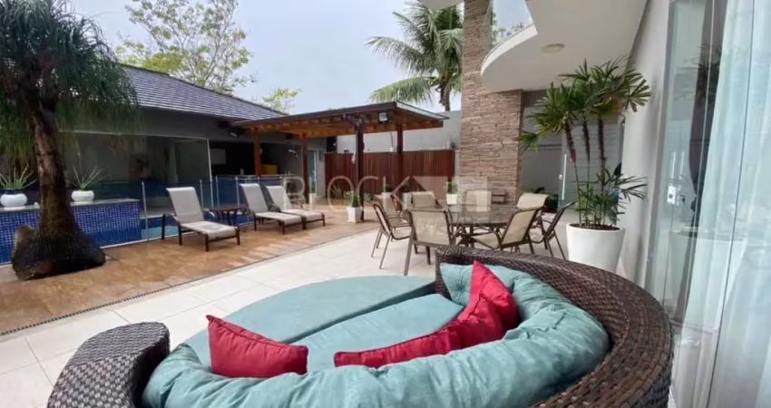 Barra da Tijuca | Casa 5 quartos, sendo 5 suites