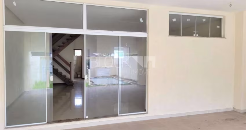 Recreio dos Bandeirantes | Casa de Condomínio 3 quartos, sendo 3 suites