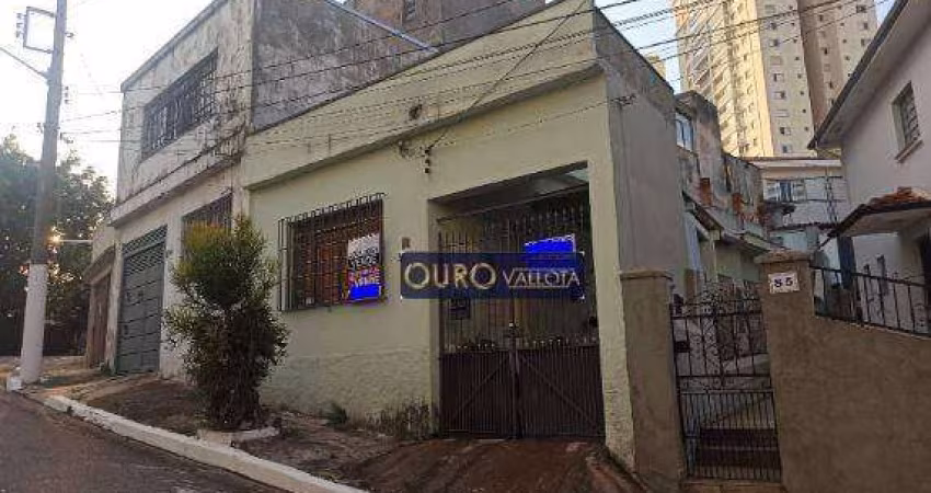 Casa com Edícula com 125m²