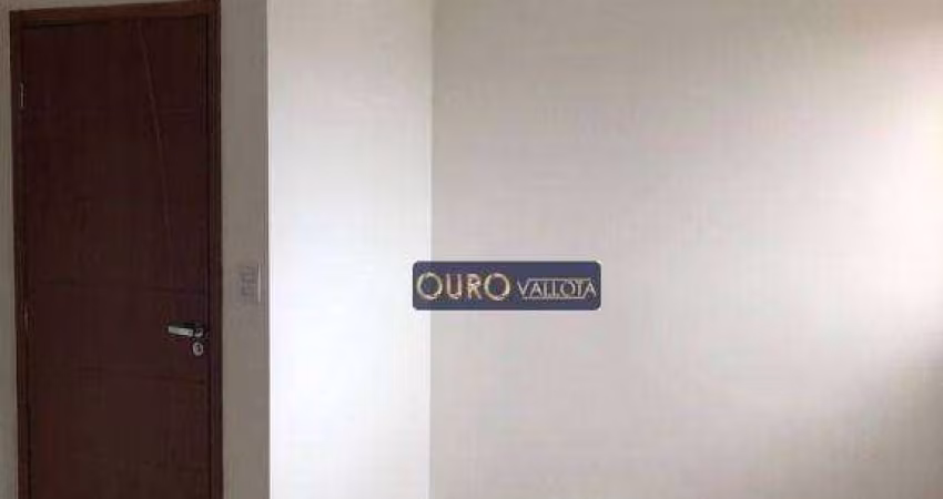 Apartamento na Vl. Antonio com 2 dormitórios