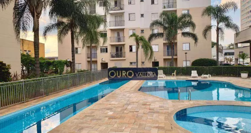 Apartamento com 3 dormitórios, varanda, 1 vaga de garagem e a 10 minutos andando da Estação Belém.