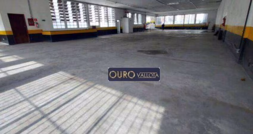 Galpão à venda na Santa Ifigênia com 1714m² a 450 metros da Estação de metrô Luz