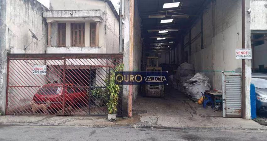 Terreno a venda com 1 casa + 1 galpão com 392m² a 950m da Estação CPTM Juventus Mooca.