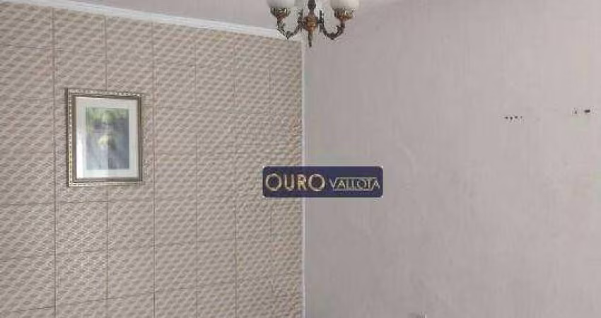 Sobrado com 100m² com salão