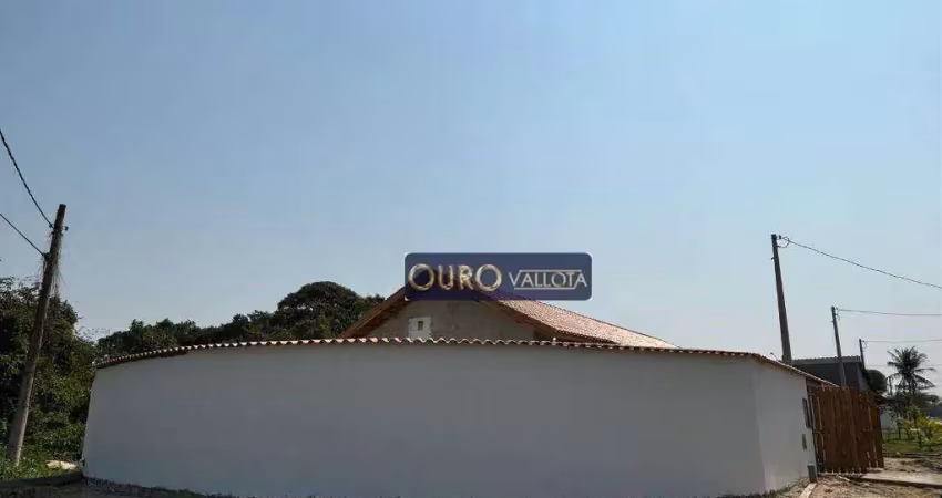 Casa a 700 metros da praia