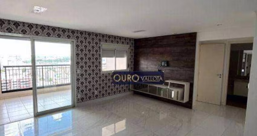Apartamento com 3 dormitórios e 120m²