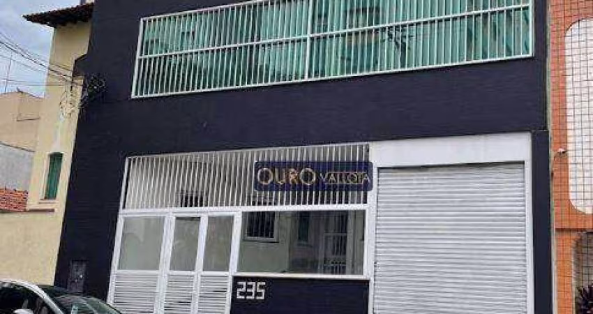 Prédio Comercial com 560m²