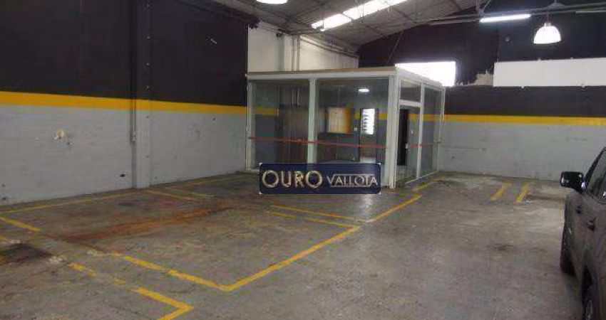 Galpão com 572m²